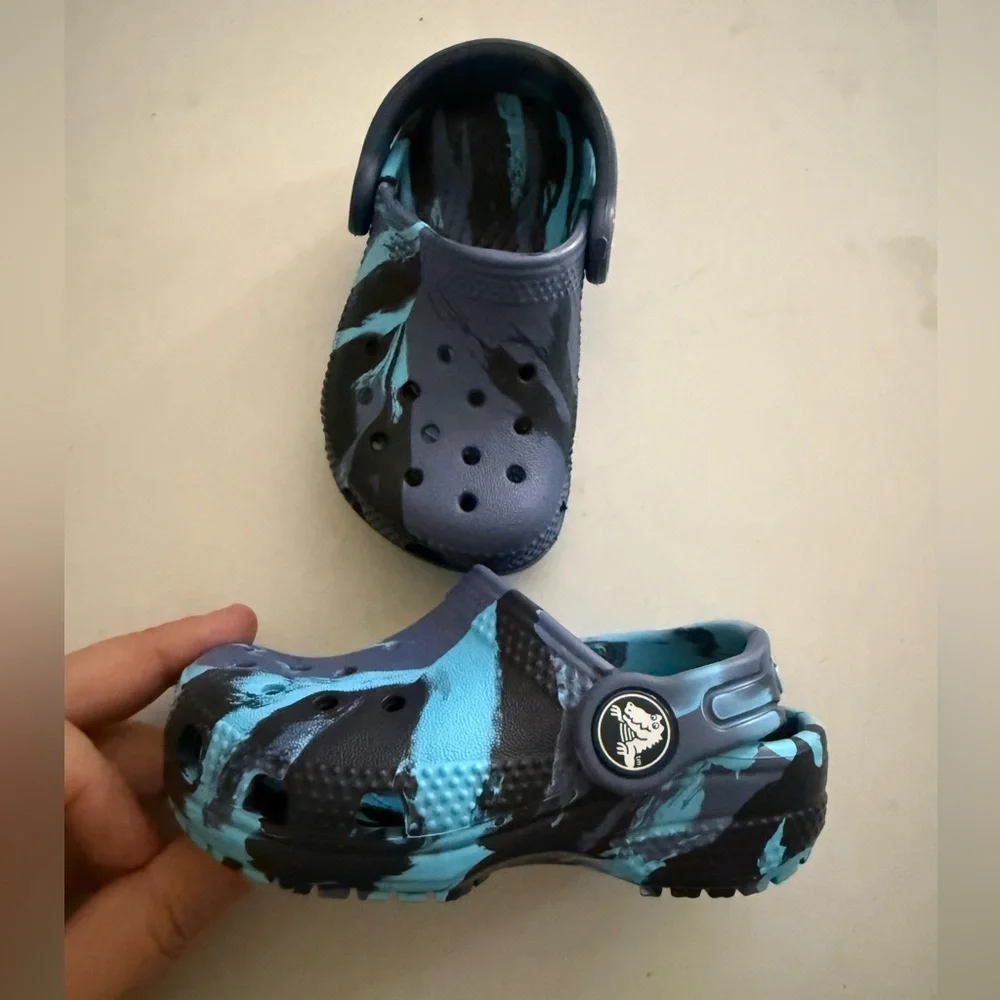 CROCS CLASSIC CLOG - KIDS Size C6 NWOT